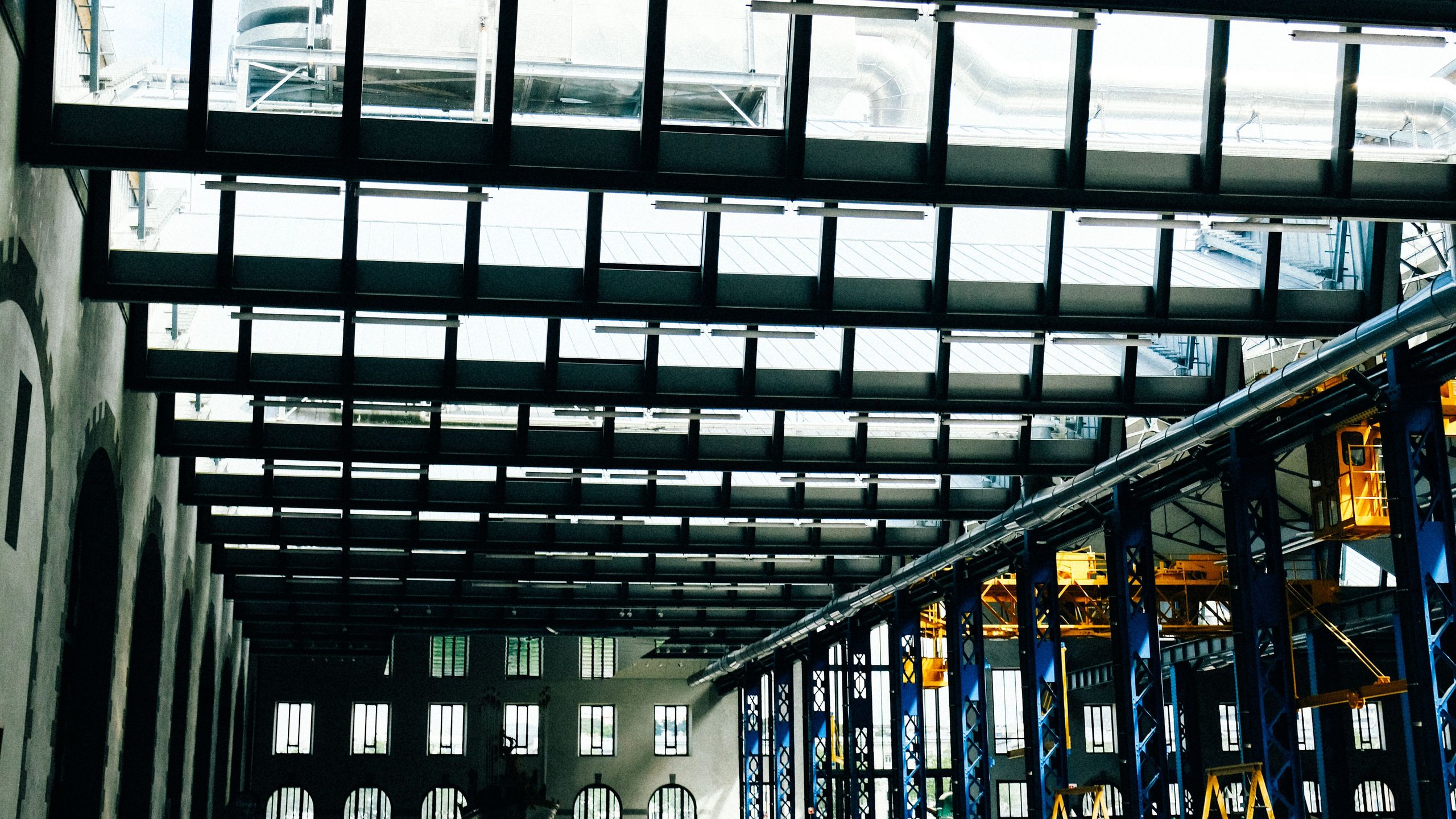 Stellenabbau 2026 bei Bosch, IAV, Festo & Co.: Welche Rechte Arbeitnehmer bei Abfindung, Sozialplan, Aufhebungsvertrag und Kündigungsschutz haben